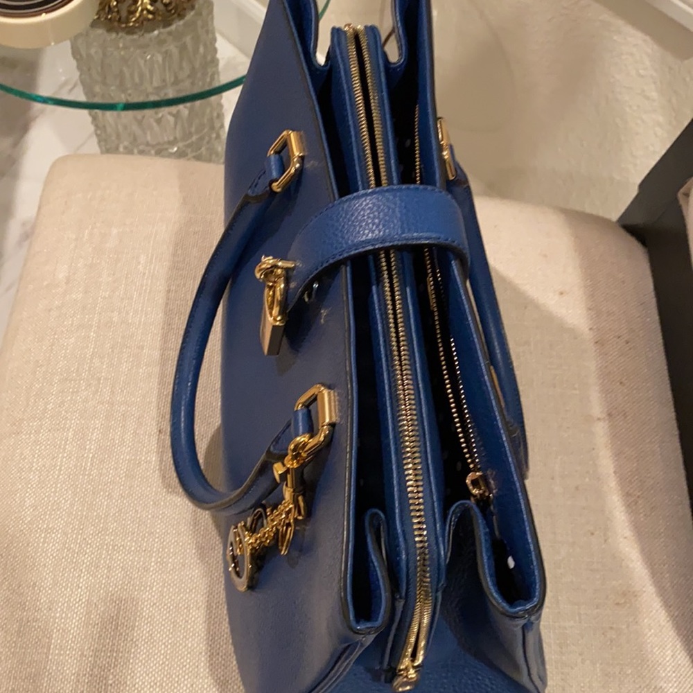 Blue Dolce snd Gabbana bag - Picture 5 of 14